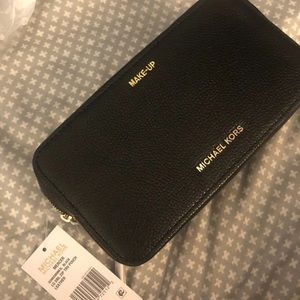 Michael Kors Make Up Bag